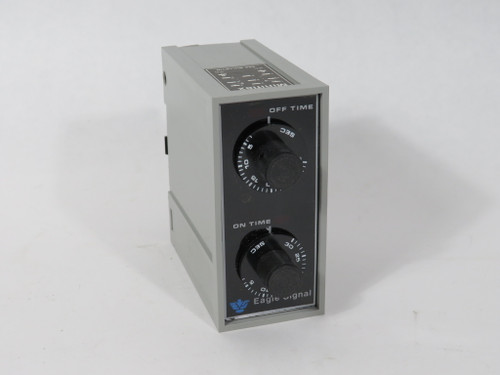 Eagle Signal DA1313A3 Electronic Repeat Cycle Timer 120V 10A SHELF WEAR NEW