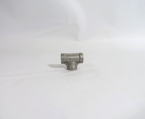Generic 1/4-150 Threaded 1/4" Pipe Fitting Class 150 Female Stainless Steel USED