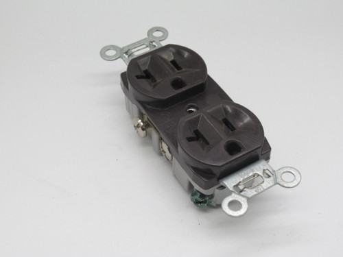 Pass & Seymour CR20 Duplex Receptacle Side Wire 20A 125V No Mount Screws USED