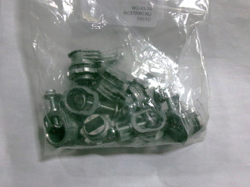 T&B CI70 One Screw Connector W/Locknut 3/8" Zinc Alloy Lot of 8 USED