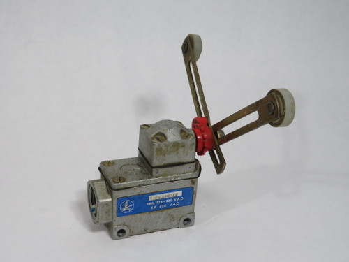 Burgess D2V3HM6SLR Limit Switch with Lever Arm 10A@125-250V 5A@480V USED