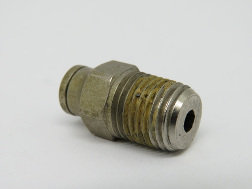 Norgren 124250428 Push-In Straight Fitting 1/4" NPT 1/4" Tubing Lot of 4 USED