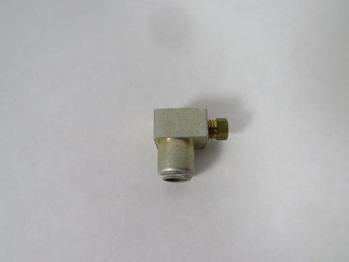 Generic 82617 Straight Snap-On Connector for 1/8" O.D. Tubing USED