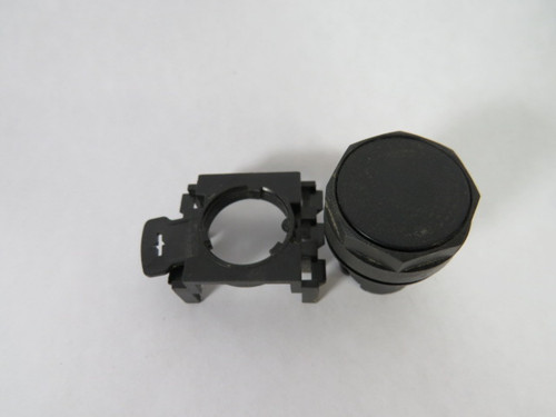 Cutler-Hammer E22PB1 Flush Push Button Black Non-Illuminated USED