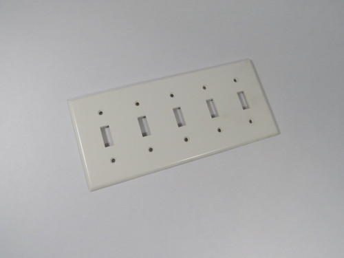 Leviton 001-88023 5-Gang Toggle Switch Wall Plate White NO HARDWARE USED