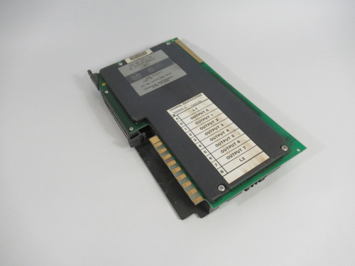 Allen-Bradley 1771-OA AC Outlet Module 120V 720VA Backplane 210mA@5VDC USED