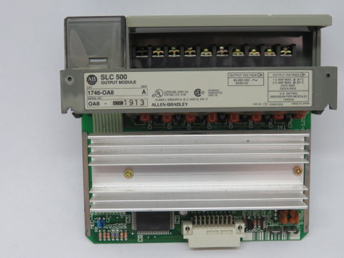 Allen-Bradley 1746-OA8 Series A Output Module 85-265VAC 50/60Hz USED