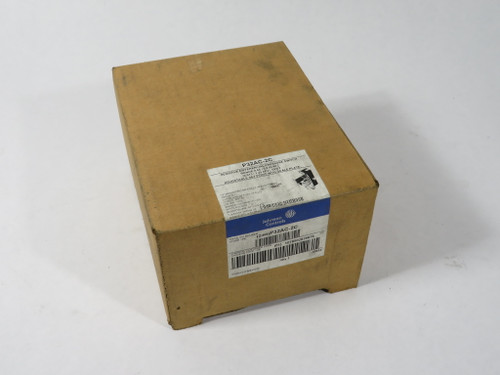 Johnson Controls P32AC-2C Differential Pressure Switch 0.05/5" W.C. NEW