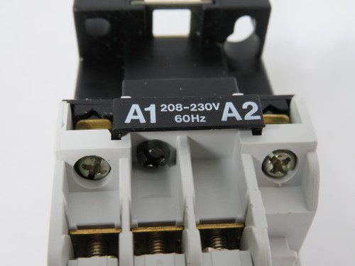 Danfoss 037H0021-28 CI-9 Contactor 208-230V 60Hz 3 Pole SHELF WEAR NOP