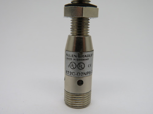 Allen-Bradley 872C-D2NP8-D4 Inductive Proximity Sensor 10-30VDC 200mA 2mm USED