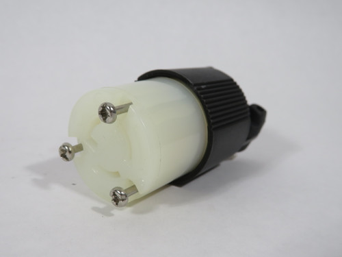 Cooper Arrow Hart CWL515C Locking Connector 15A 125V 3W 2P L5-15R BOX DAMAGE NEW
