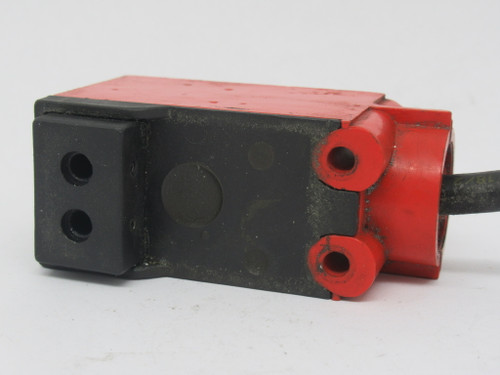 Namco EP240-11410 Photoelectric Switch 30-140VAC 50/60Hz 500mA 2.5ft Cable USED