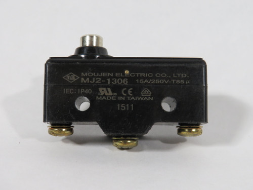 Moujen MJ2-1306 Snap Action Limit Switch 15A 250V SPDT USED