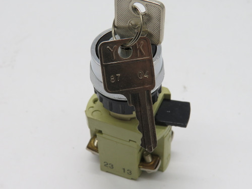 Generic 2Pos Maintained Left Right Keyed Switch 1NO/NC 10A 250AC 7.5A 380AC USED