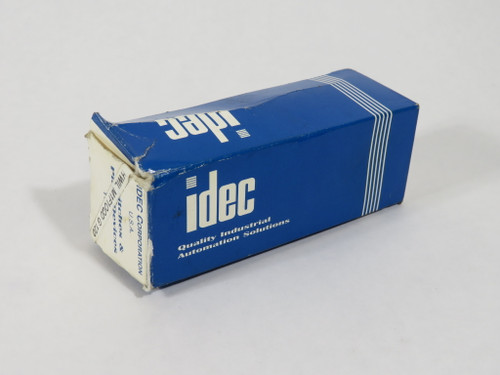 IDEC HW1L-M1F10QD-G-120V Illuminated Push Button 120VAC/DC 1NO Green BOX DMG NEW