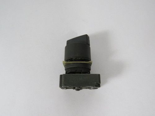 Allen-Bradley 800EP-SM22-2LX Selector Switch Operator 2-Position USED