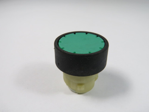 Siemens 3SB1000-0AE01 Green Push Button Operator w/ Flat Button USED