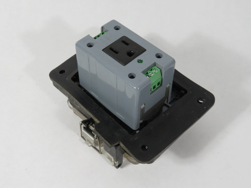 GracePort P-R2-K2RF0-U640 Interface Connector COSMETIC DAMAGE/MISSING SCREW USED