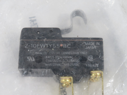 Omron Z-10FW1Y55-BC Snap Action Limit Switch 6A 125/250/480VAC 0.6A 125VDC NWB