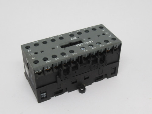 ABB VB7-30-01-84 Mini Reversing Contactor 3-Pole 3NO 110-127V 40-450Hz USED