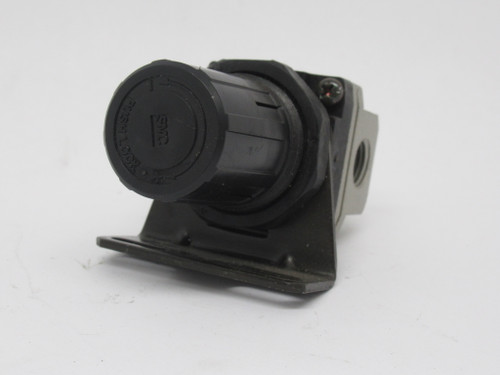 SMC NAR2000-N02 Pressure Regulator w/ Bracket 1/4" NPT 0.05-0.85MPa USED
