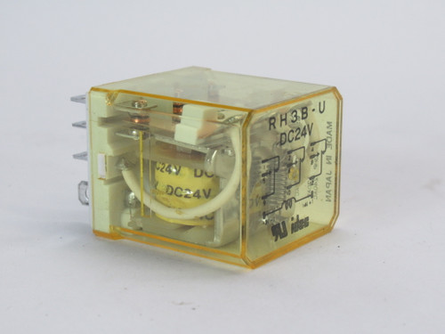 IDEC RH3B-U-DC24V Plug-In Relay 24VDC 10A 120VAC 11-Pin USED