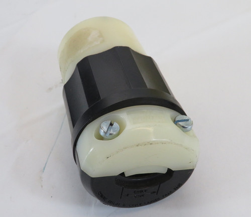 Leviton 2323 Twist Lock Connector 20A 250V 3W 2P USED
