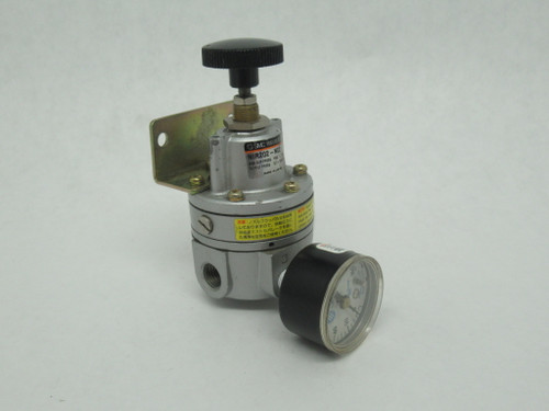 SMC NIR202-N02 Precision Air Regulator w/ Bracket & Gauge 1/4" NPT USED