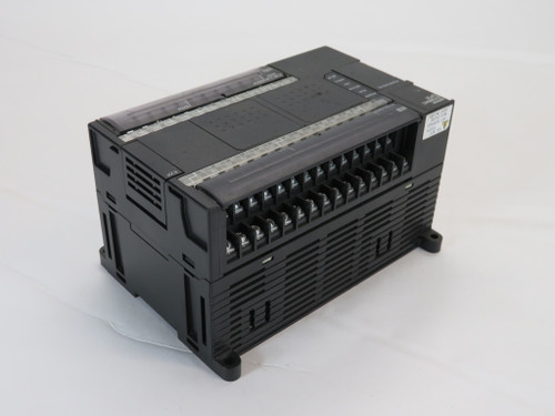 Omron CP1E-E40DR-A Programmable Controller 24VDC 0.3A Output 100-240V Input USED