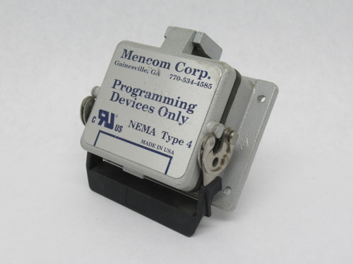 Mencom DHDP-DB9-R-32 Panel Interface Connector w/ 3A Reset 115VAC USED