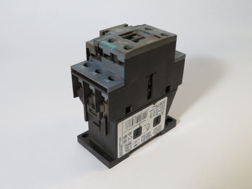 Siemens 3RT2027-1AP60 Contactor 32A 220/240V 50/60Hz 3P 1NO 1NC USED
