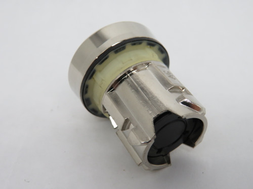 Siemens 3SU1050-0AB40-0AA0 Green Flush Momentary Push Button Operator USED