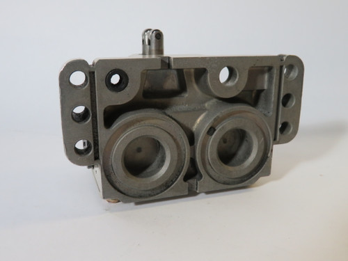 Omron VB-2211 2-Plunger Multiple Limit Switch w/ Roller Plunger Actuator USED