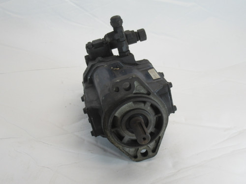 Generic PVE12R Piston Pump 207 bar 3000 psi 1-1/4" NPT Inlet/Outlet USED