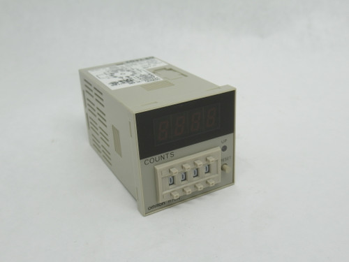 Omron H7CN-XLNM 4-Digit Digital Counter 100-240V 3A@250V 30 cps BOX DAMAGE NEW