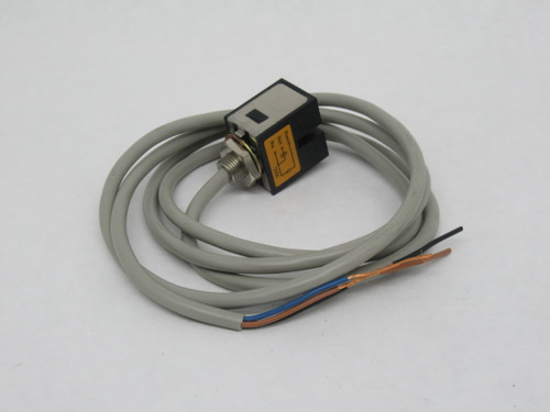 Omron TL-G3D Inductive Proximity Sensor 12VDC 7.5mm Distance 1m L BOX WEAR NEW