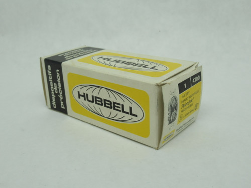 Hubbell 4700 Duplex Twist-Lock Receptacle 15A 125V 3W 2P NEMA L5-15R NEW