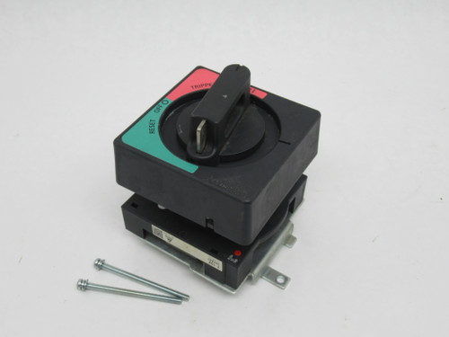 Mitsubishi V-1SV Operating Handle for 3- and 4-Pole Breaker USED