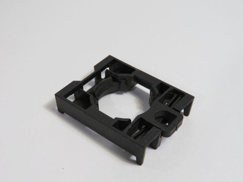 Moeller M22-A Mounting Adapter 22mm 3-Element USED