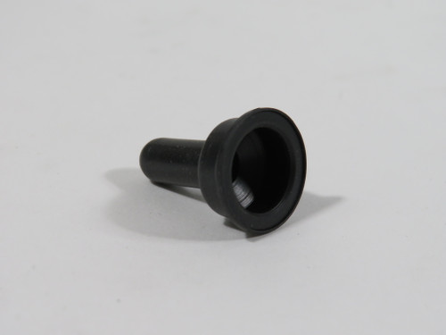 APM 1111/4 Toggle Switch Boot 5-Pack NOP