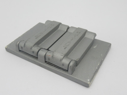 Leviton 4970-FS Zinc Die Cast Weather Proof Device Box Cover USED