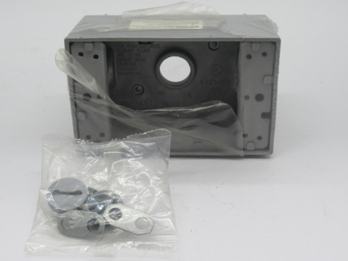 Crouse-Hinds TP7010 Single-Gang Weatherproof Outlet Box 18.3cu" DMG PLASTIC NOP