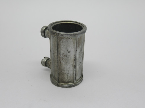 Halex L-122 EMT Set Screw Coupling 1/2" LOT OF 10 USED