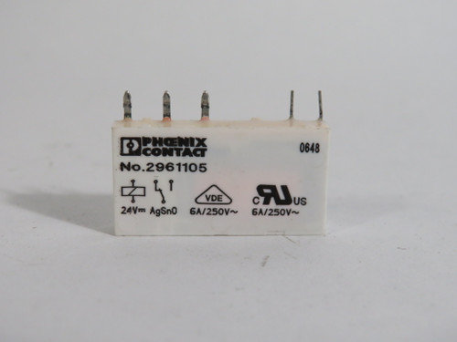 Phoenix Contact 2961105 Plug in Relay 24VDC 250V/6A USED