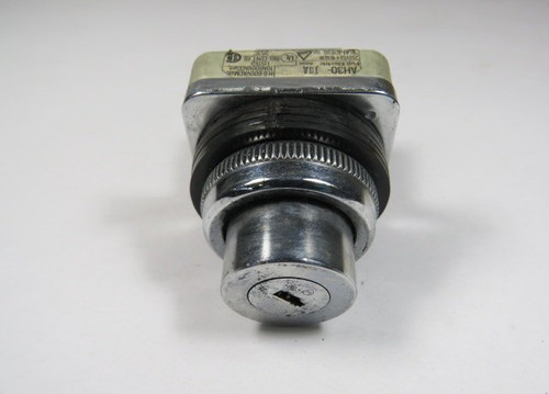 Fuji Electric AH30-J0A Selector Switch 6A 250V 1NO 2-Position No Key USED