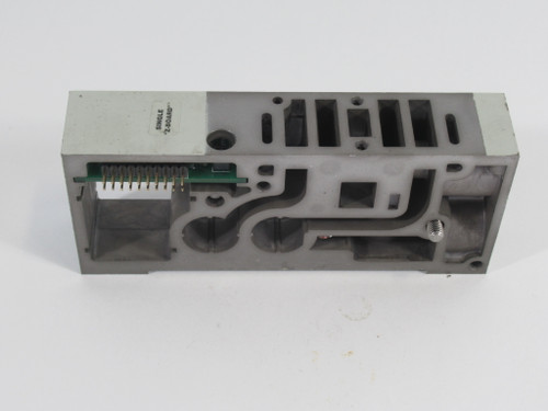 Numatics 006-1950 Single Z Board USED