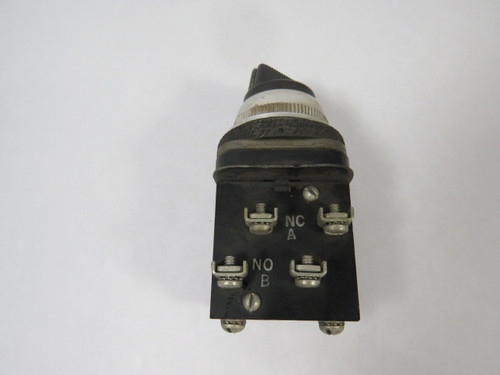 Allen-Bradley 800T-J5B 3-Position Selector Switch 2NO 2NC USED
