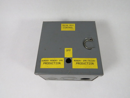 LEE Products HC664 Hinged Cover Cutout Box 6x6x4 USED