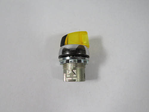 Allen-Bradley 800FP-LSM35 Yellow Illuminated Selector Switch 3-Position USED
