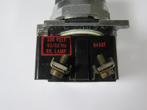 Cutler-Hammer 10250T181NC2N Indicating Light 120V 6V Lamp Green Lens USED